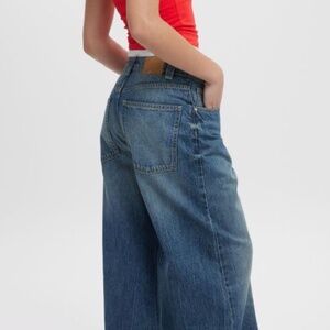 Low rise jeans